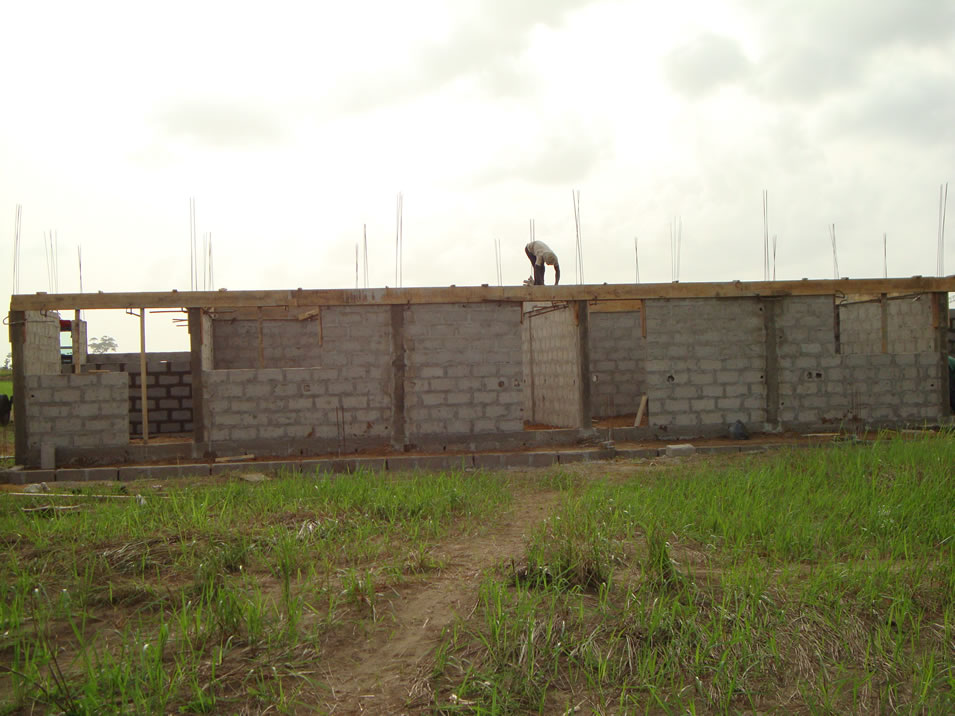 deporte y desarrollo - obras de construcción del centro de Grand-Bassam 039