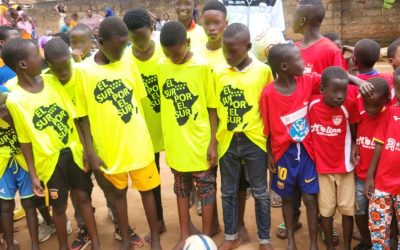 Entrega del material deportivo en Togo de la mano de Deporte y Desarrollo y la Fundación Takely