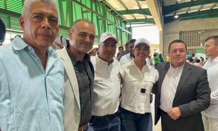 Encuentro con autoridades gubernamentales en Jamundí (Colombia)
